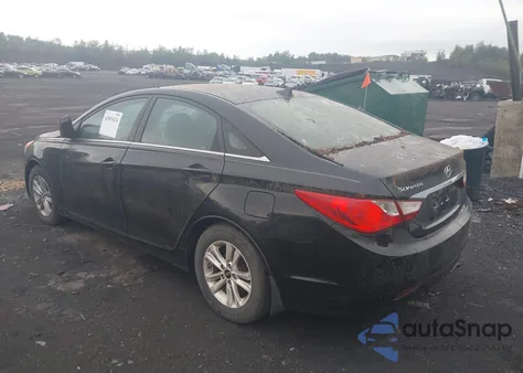 2013 Hyundai Sonata Gls z USA, uszkodzony, nr VIN 5NPEB4AC3DH660980